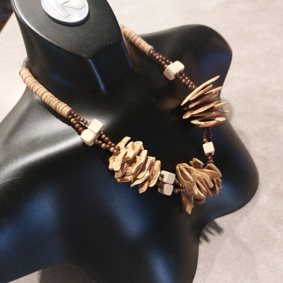 Women's Beige Brown Multi-Shapes Wood Slats/Beads Statement Necklace - Picture 2 of 10